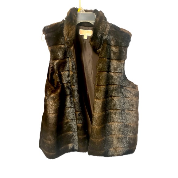 Michael Kors brown faux fur vest XL - Picture 2 of 6